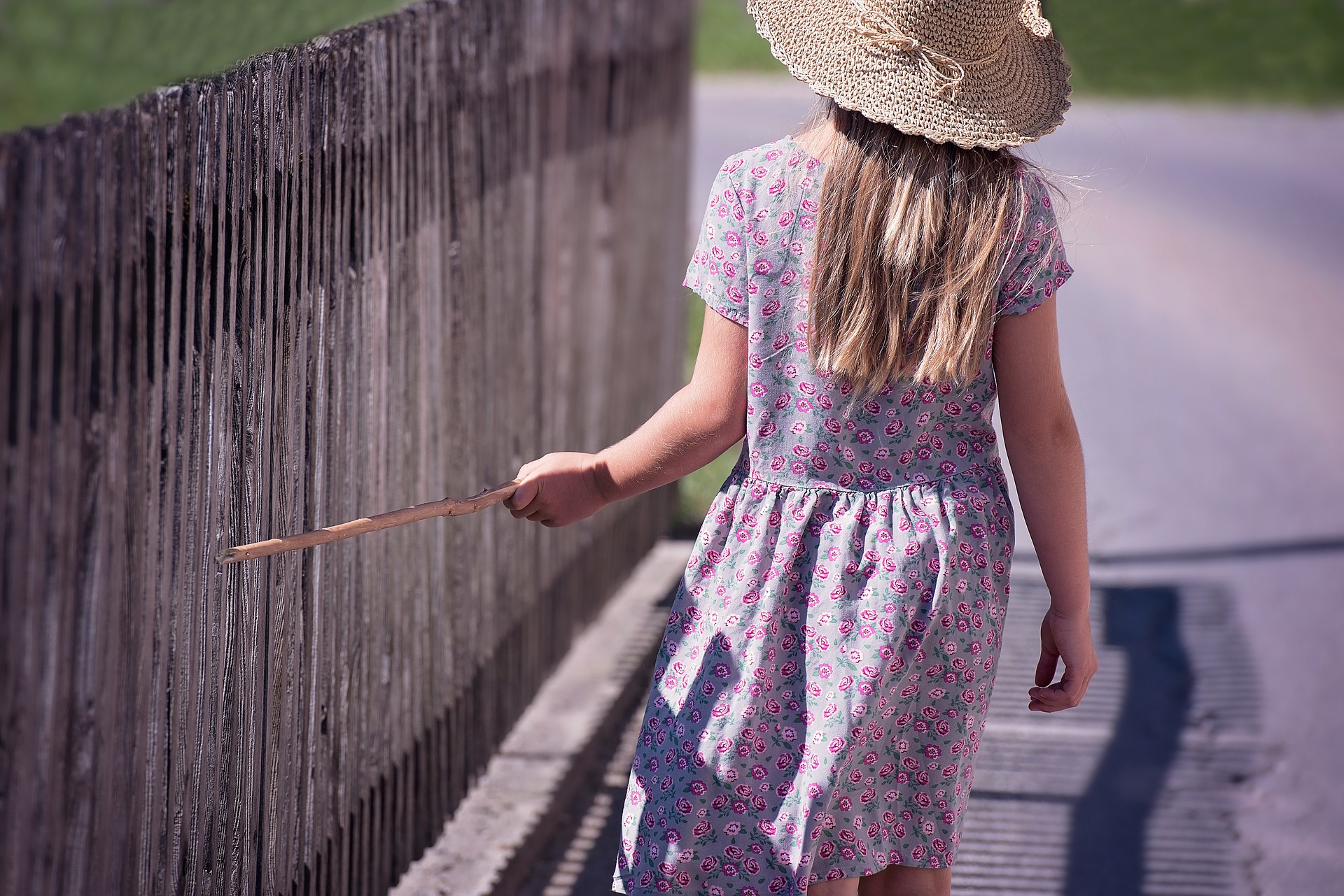 little girl in summer dress
